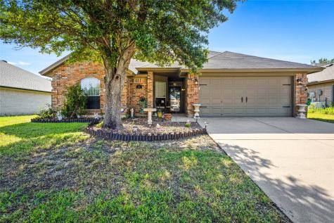 208 Troxell Boulevard Rhome TX 76078