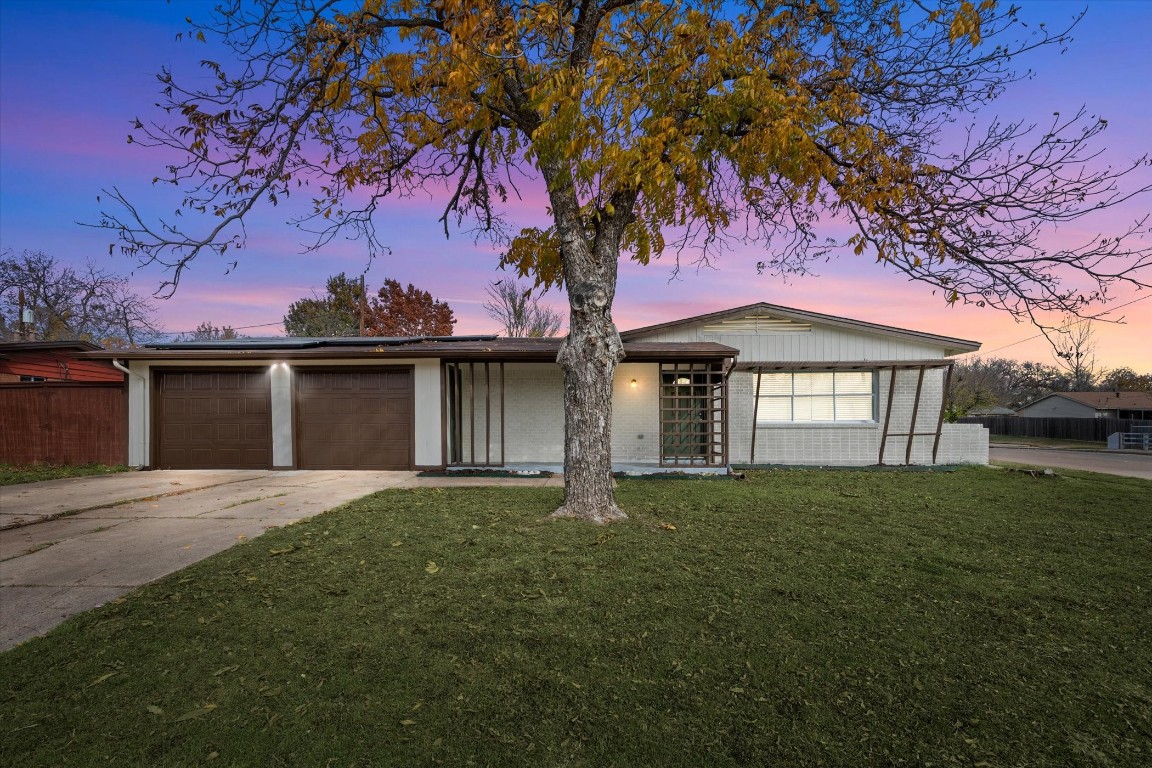 2315 Cloverdale Street Arlington TX 76010