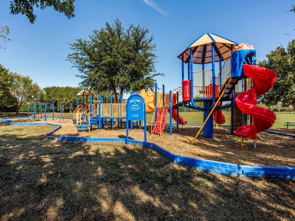1128 Hayden Lane Savannah TX 76227