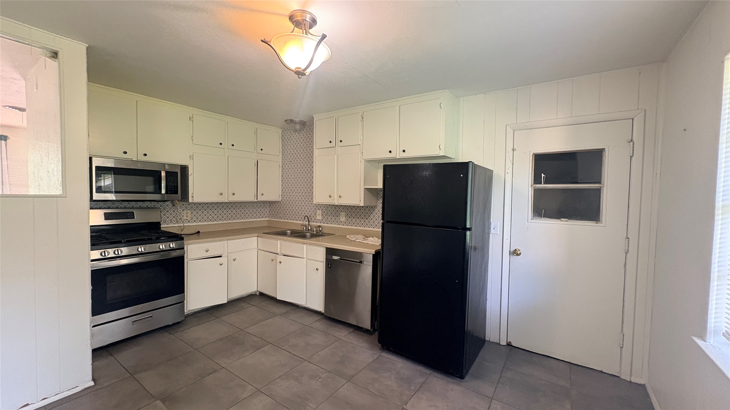 4200 Arrowwood Drive Fort Worth TX 76115