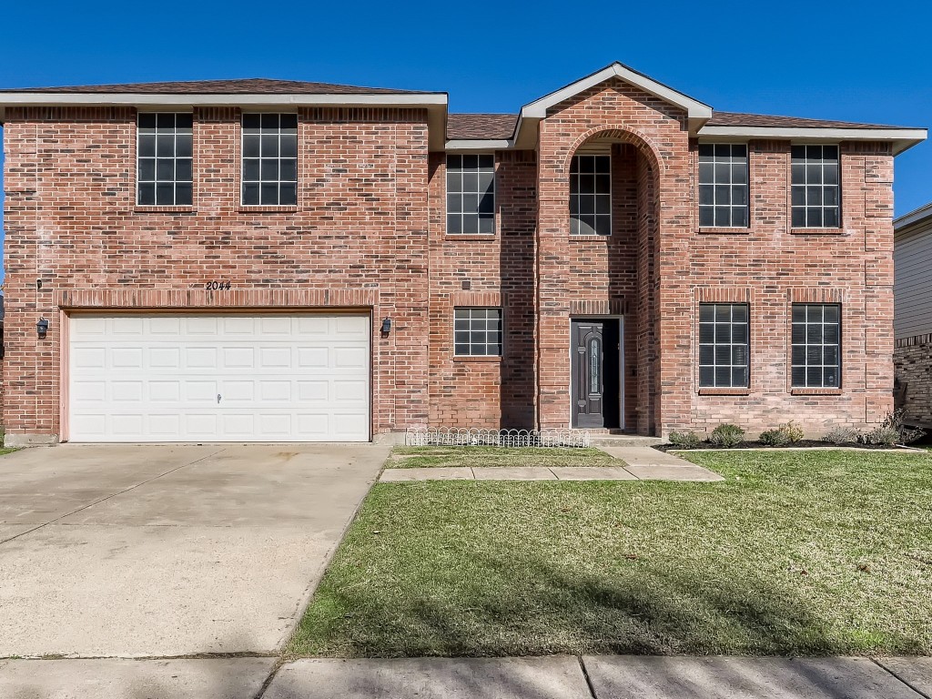 2044 Kalgary Lane Grand Prairie TX 75052