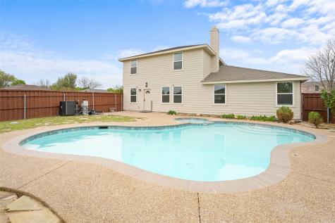 1300 Anna Lea Lane Burleson TX 76028