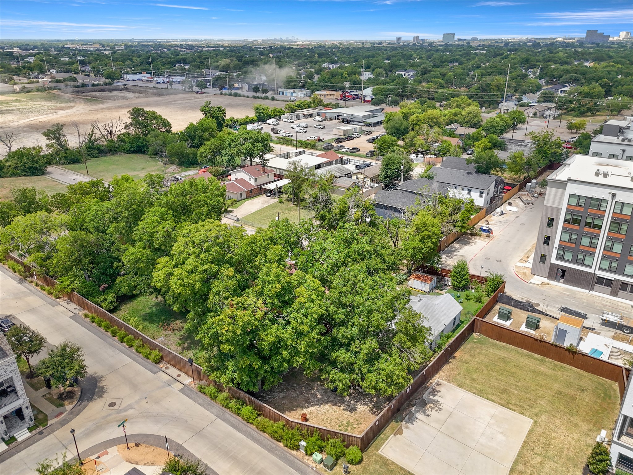 1310 Duluth Street Dallas TX 75212