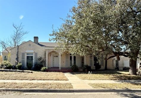 720 E Leslie Street Hamilton TX 76531