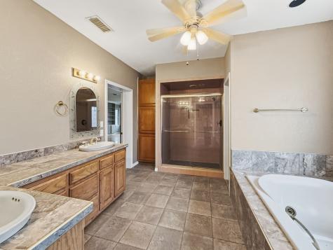 720 E Leslie Street Hamilton TX 76531