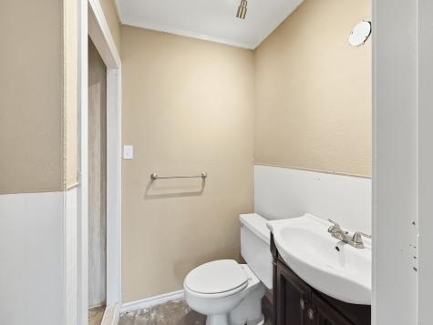 720 E Leslie Street Hamilton TX 76531