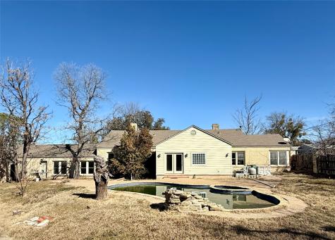 720 E Leslie Street Hamilton TX 76531