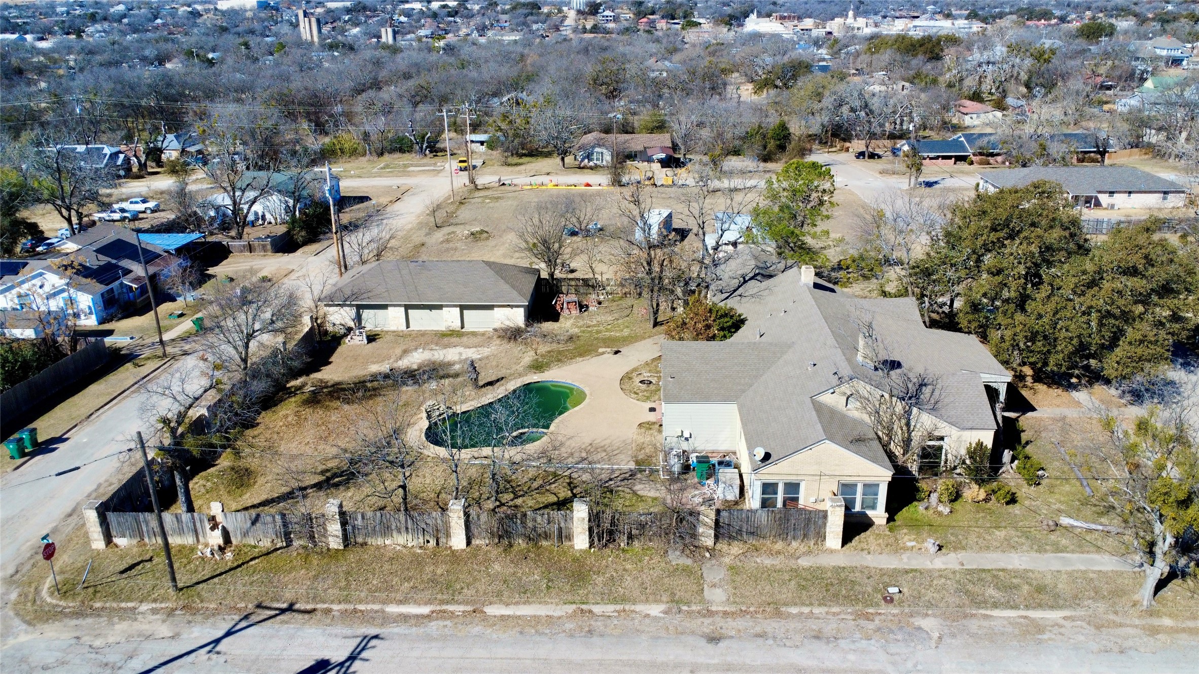 720 E Leslie Street Hamilton TX 76531