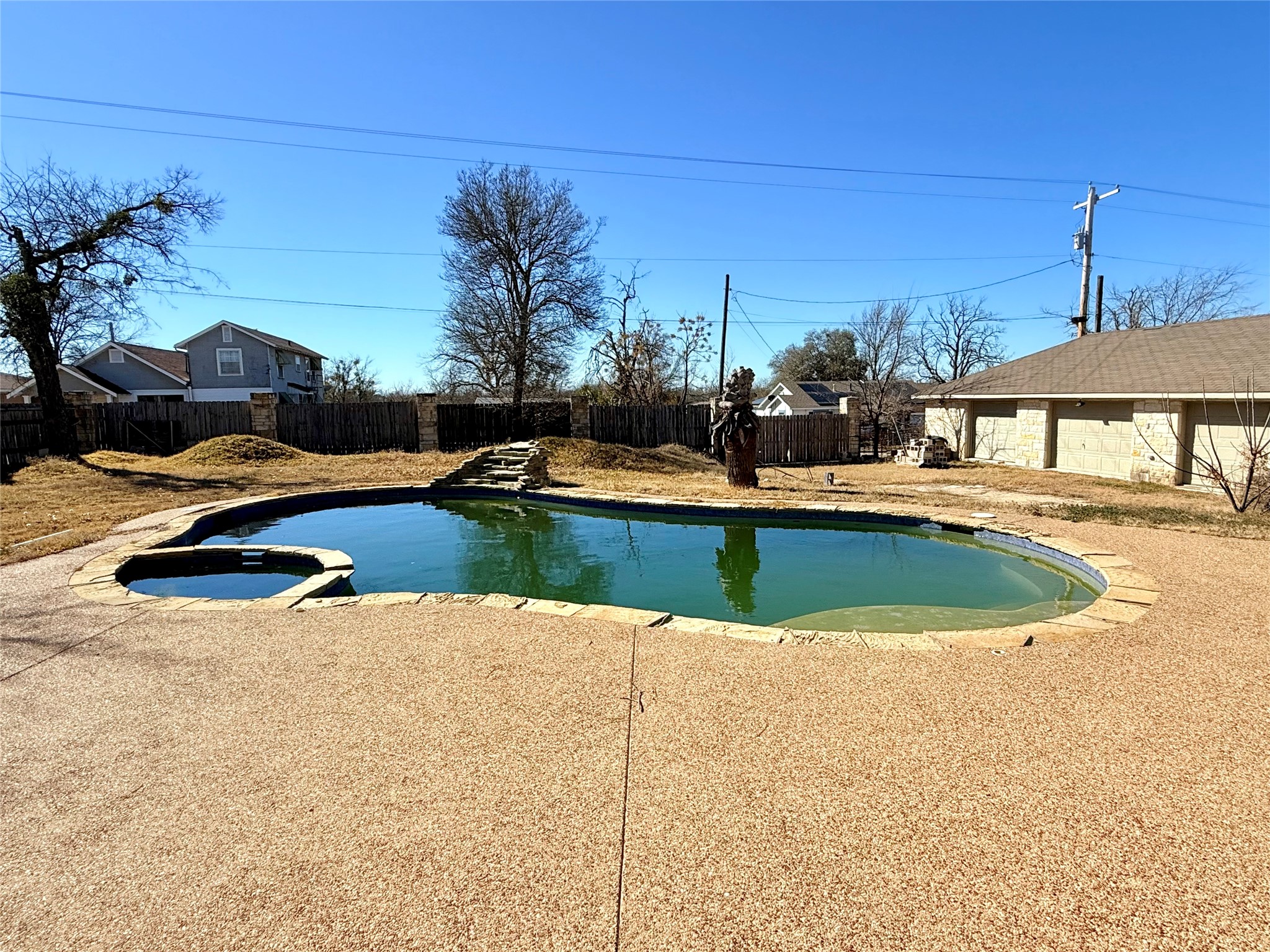 720 E Leslie Street Hamilton TX 76531