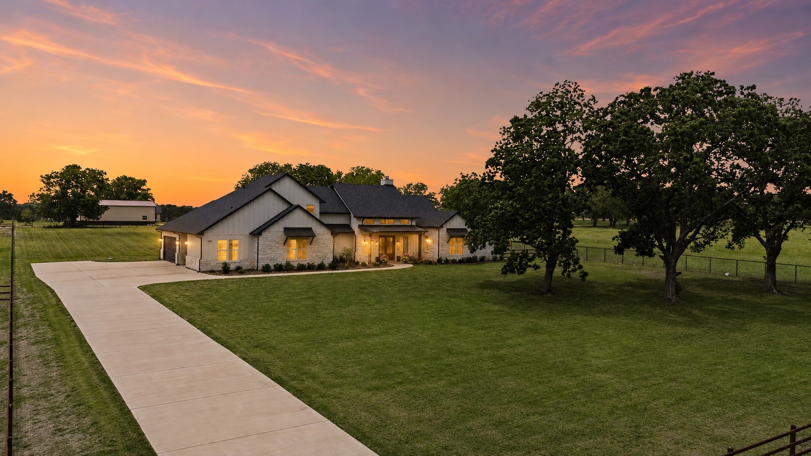 1406 Kara Trail Van Alstyne TX 75495