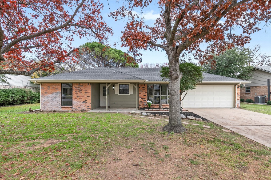 1115 Dove Hollow Road Granbury TX 76048