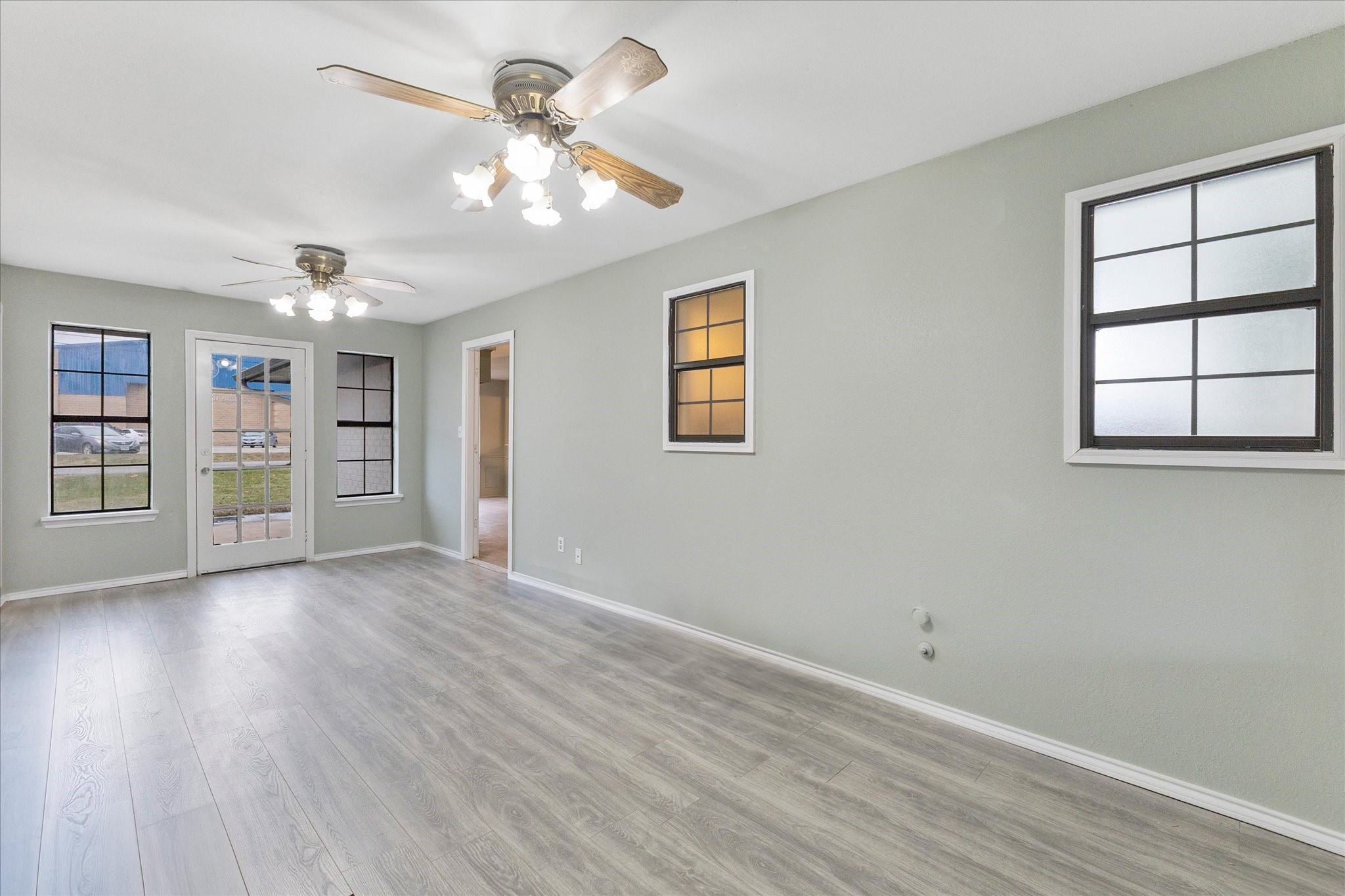 312 E Cottonwood Street Leonard TX 75452