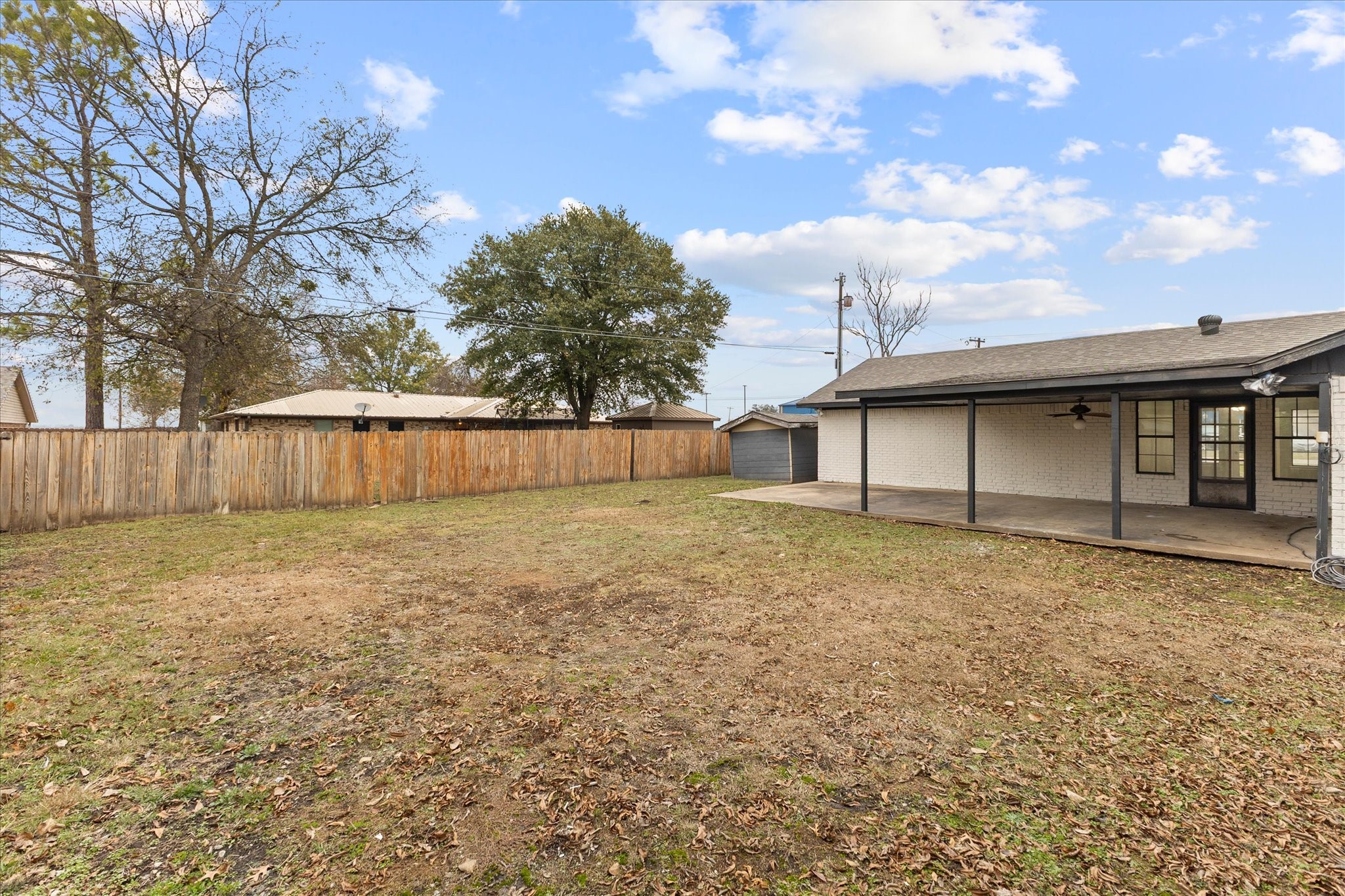 312 E Cottonwood Street Leonard TX 75452