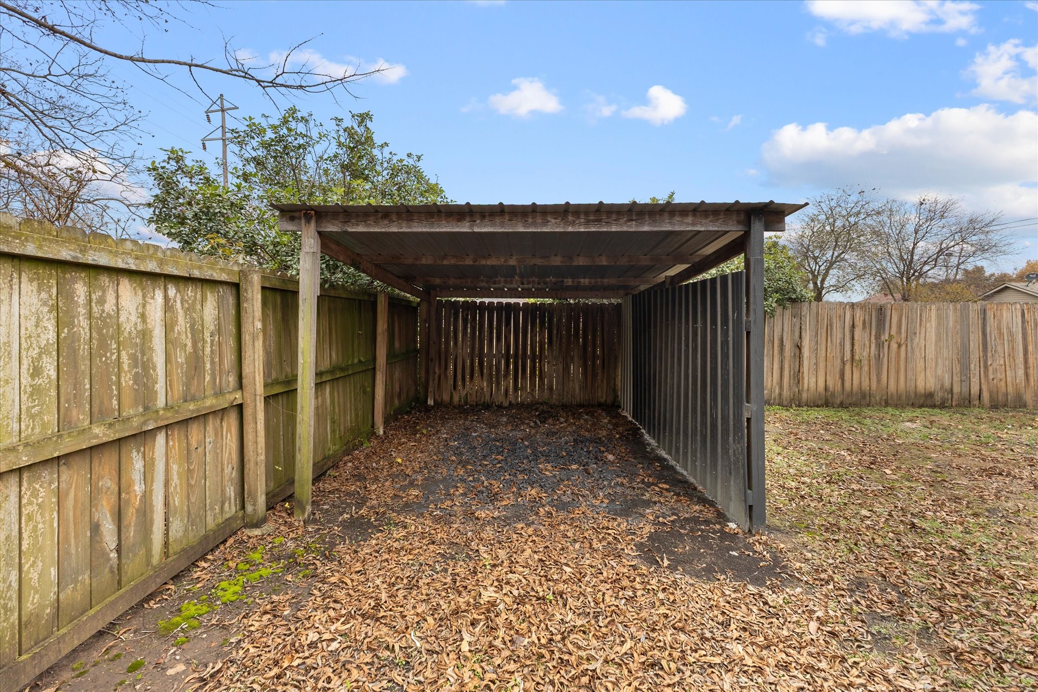 312 E Cottonwood Street Leonard TX 75452