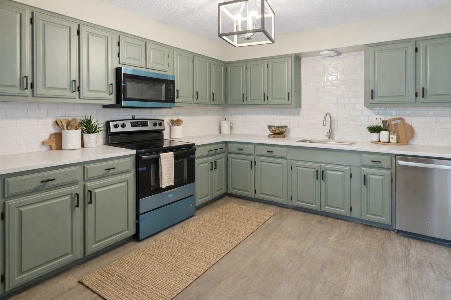 312 E Cottonwood Street Leonard TX 75452