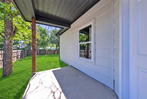 303 Pemberton Street White Settlement TX 76108