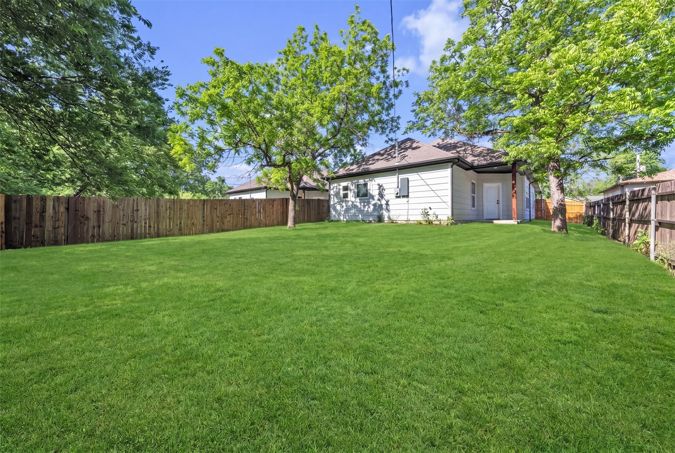 303 Pemberton Street White Settlement TX 76108