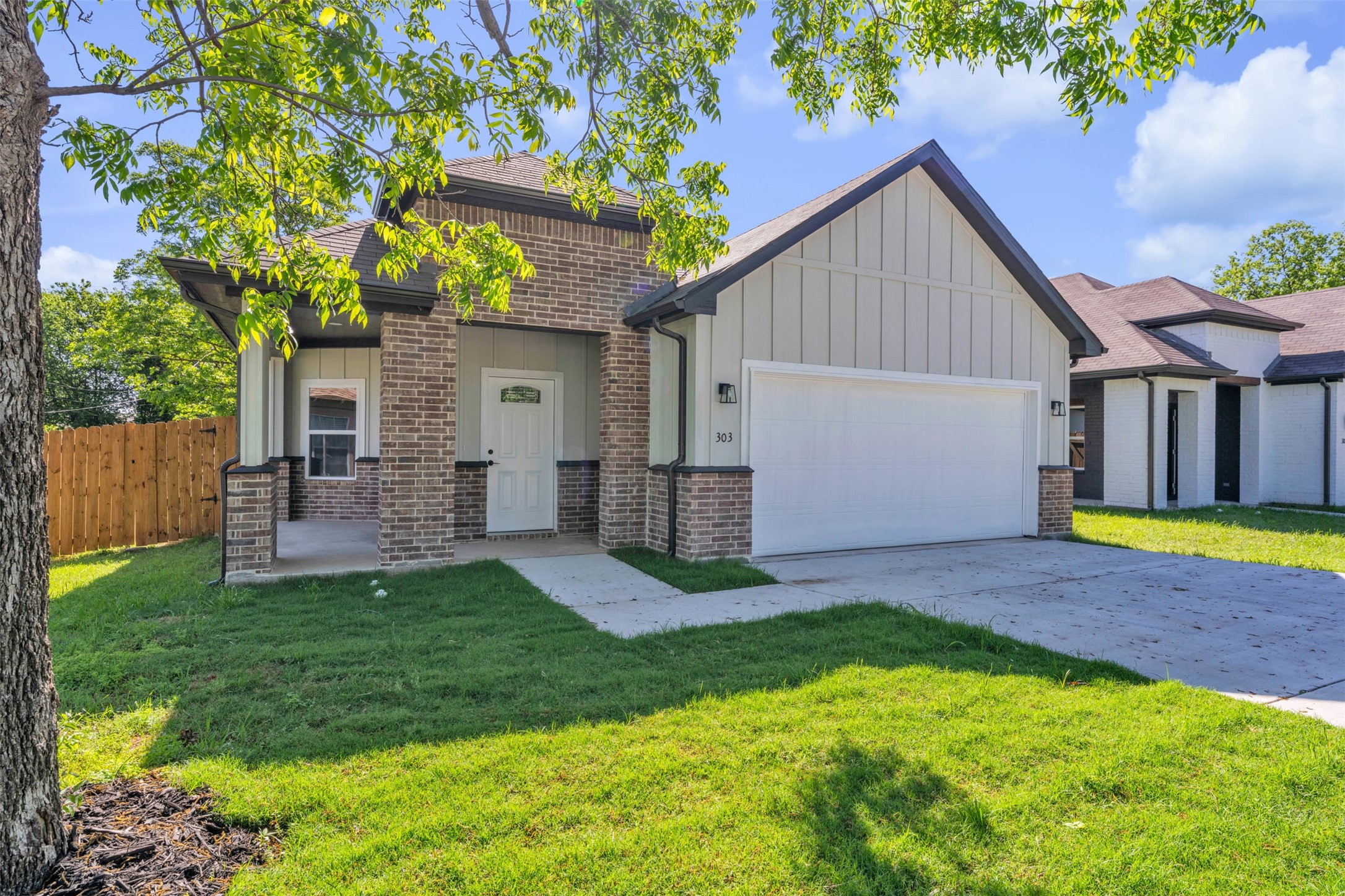 303 Pemberton Street White Settlement TX 76108