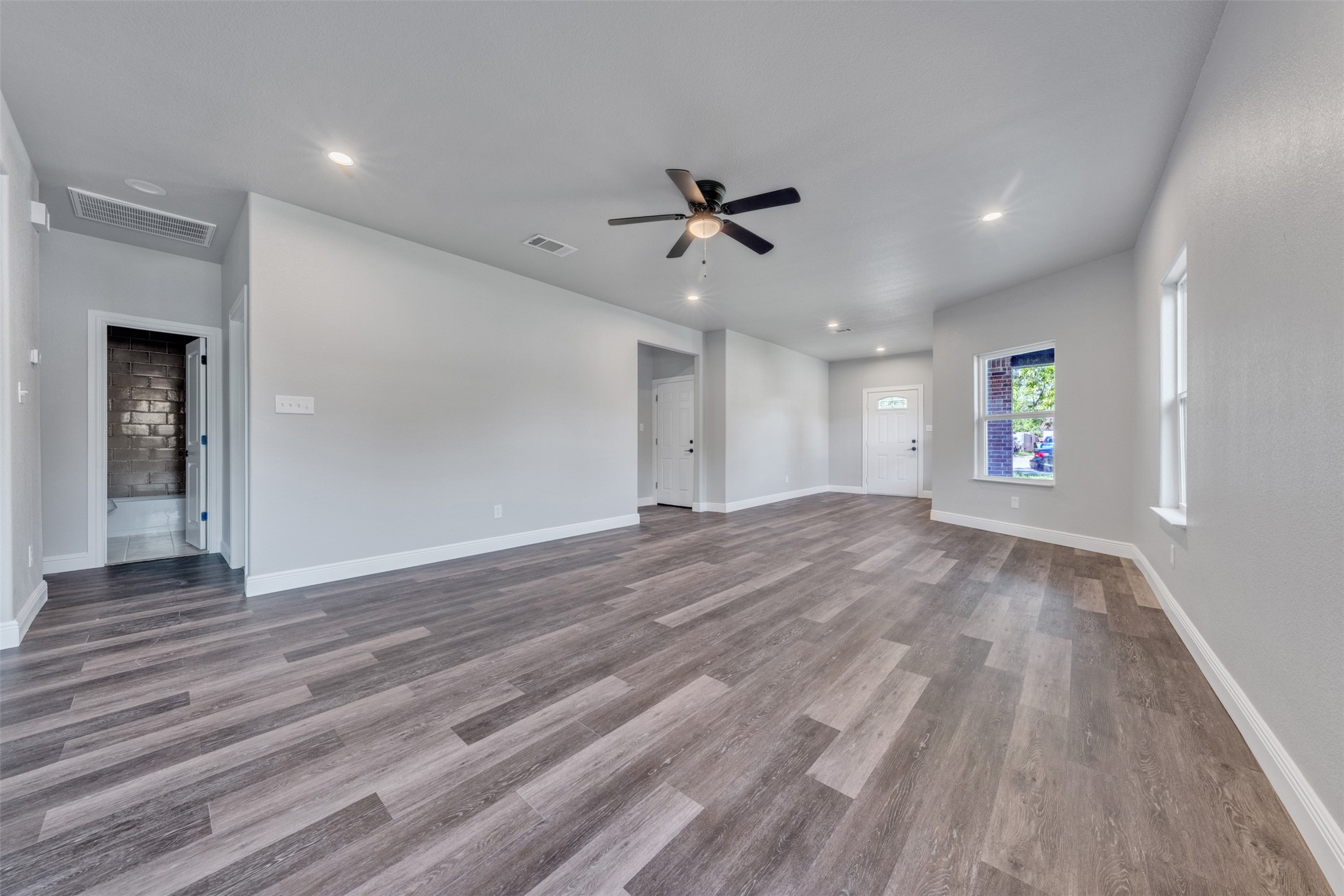 303 Pemberton Street White Settlement TX 76108