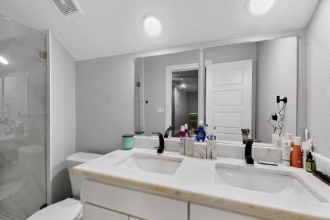 1901 Avenue E Grand Prairie TX 75051