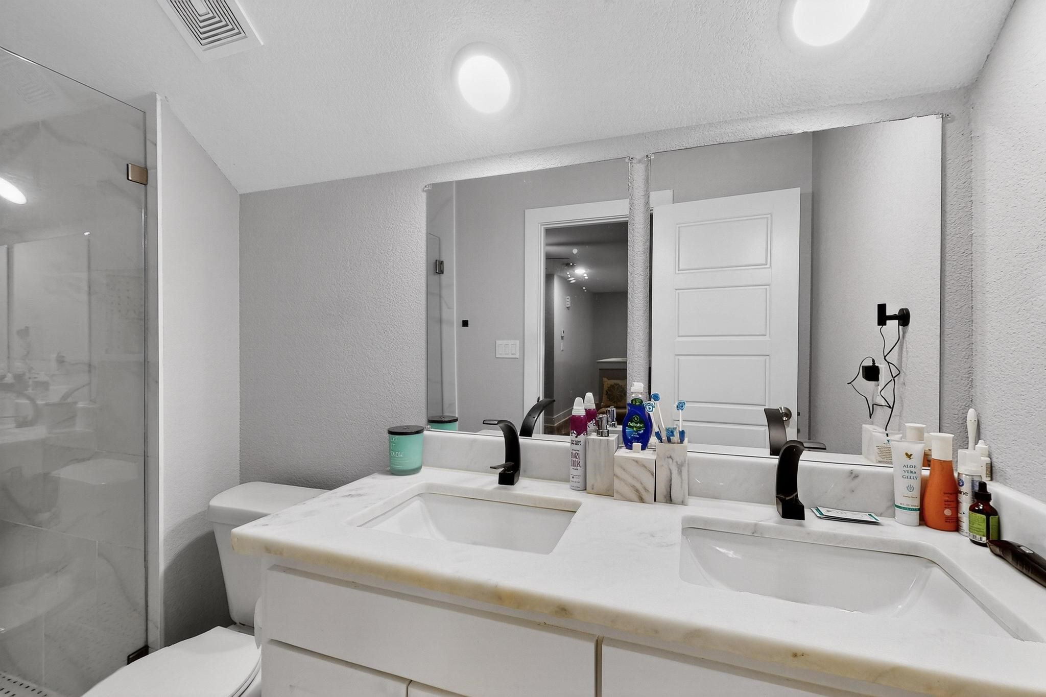 1901 Avenue E Grand Prairie TX 75051