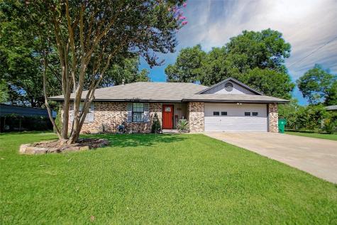 510 S Prairie Street Pilot Point TX 76258