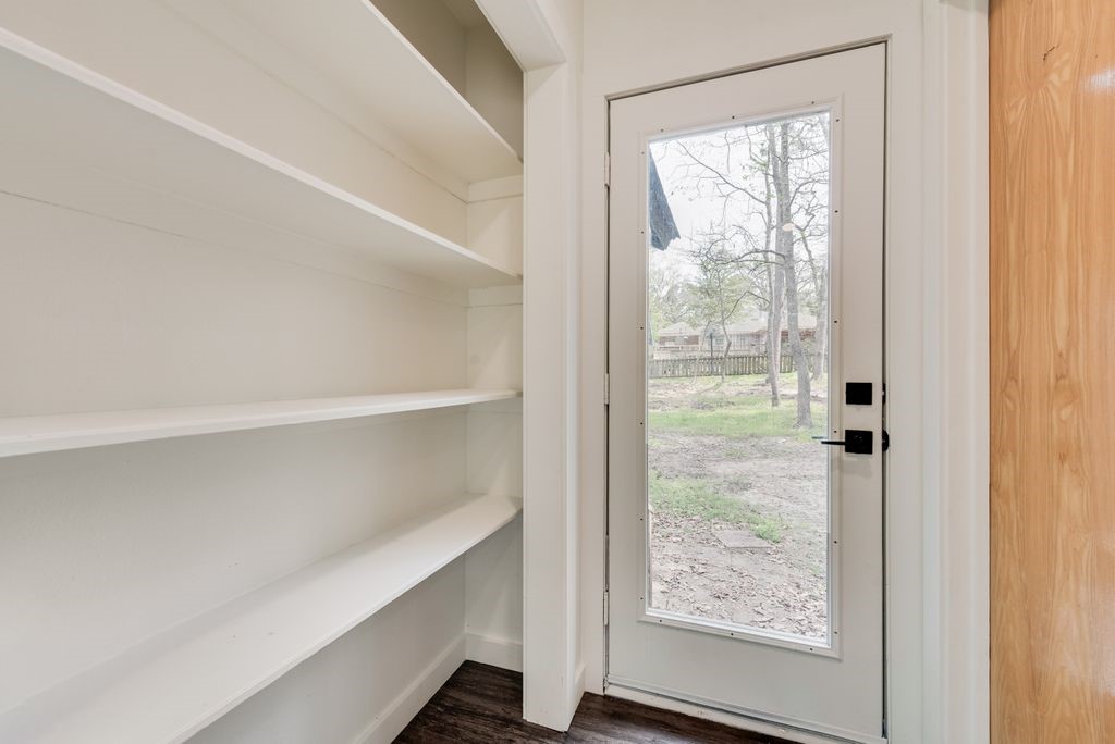 284 Pleasant Hill Lane Holly Lake Ranch TX 75765