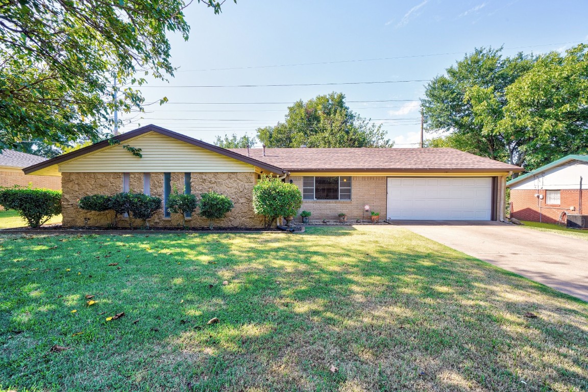 2702 S Murco Drive Mineral Wells TX 76067
