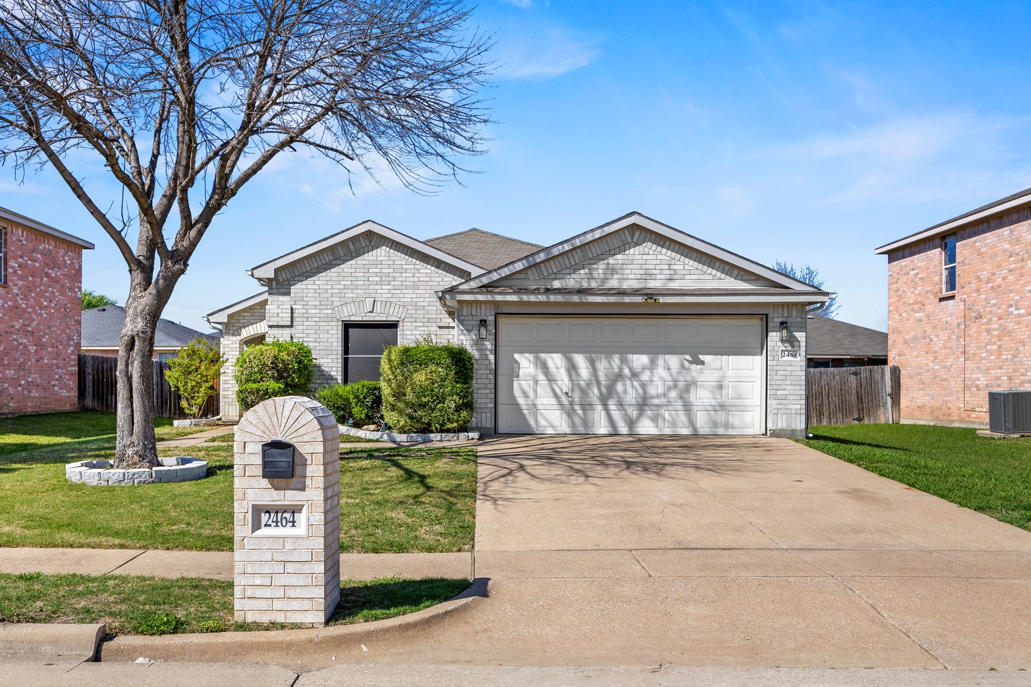 2464 Silverado Trail Grand Prairie TX 75052