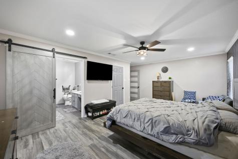 2464 Silverado Trail Grand Prairie TX 75052