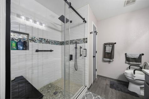 2464 Silverado Trail Grand Prairie TX 75052