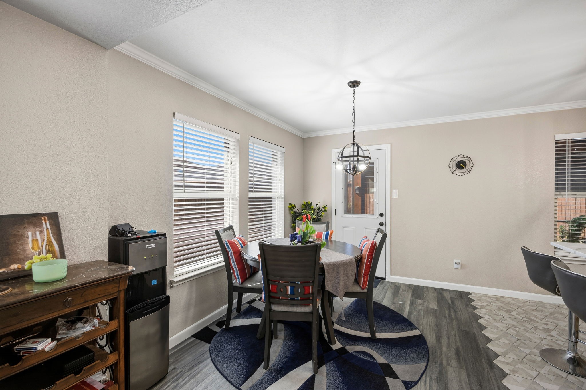 2464 Silverado Trail Grand Prairie TX 75052