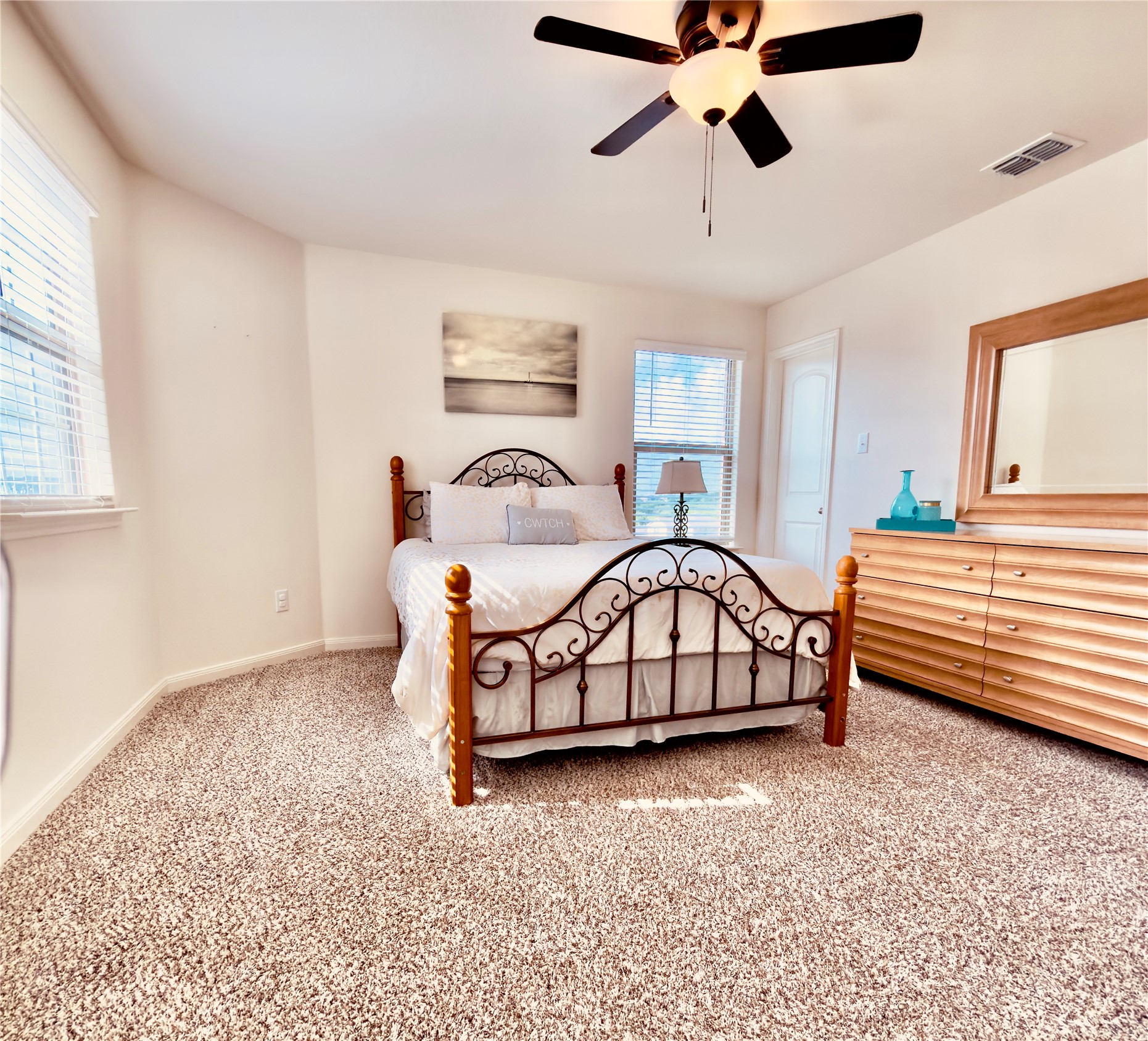 196 Cattlemans Creek Road W Newark TX 76071