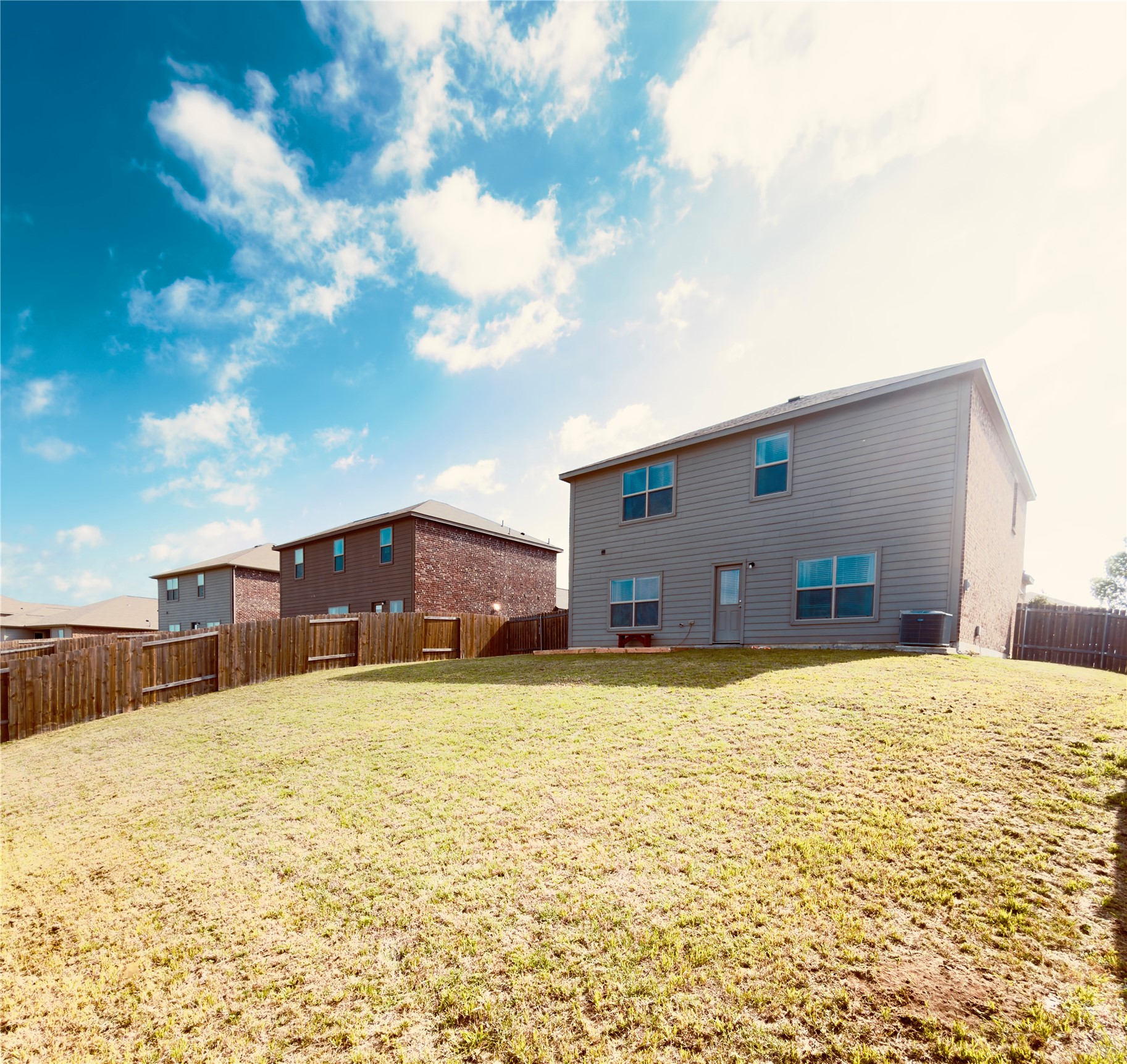 196 Cattlemans Creek Road W Newark TX 76071