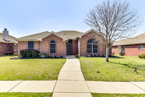 1402 Chapel Creek Drive Midlothian TX 76065
