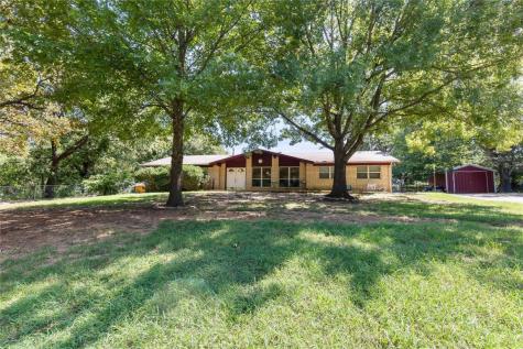 3254 Desvoignes Road Denison TX 75021