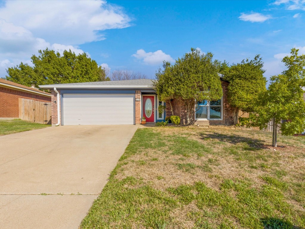 721 Basset Locke Drive Fort Worth TX 76108