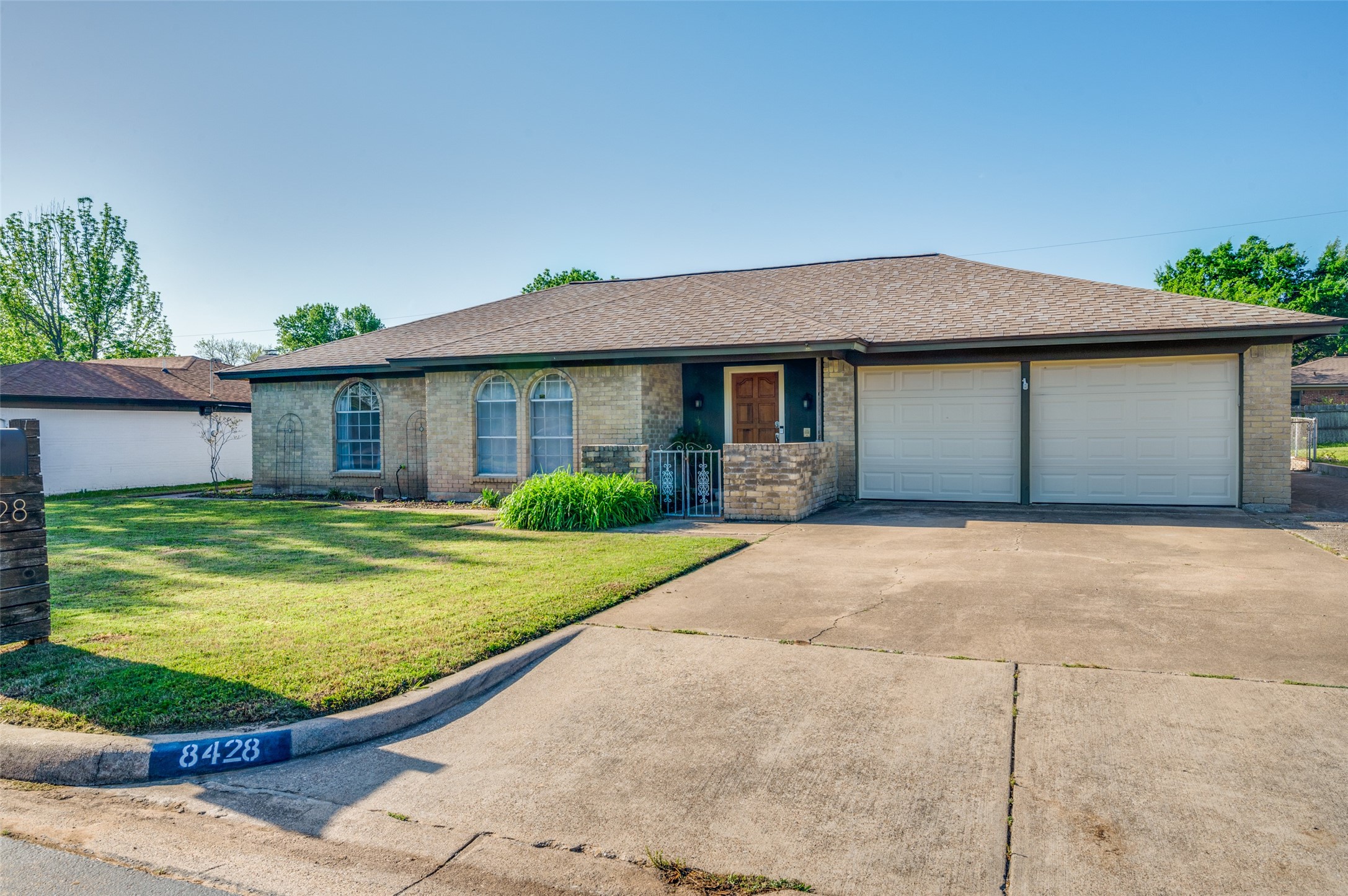 8428 Glenann Drive North Richland Hills TX 76182