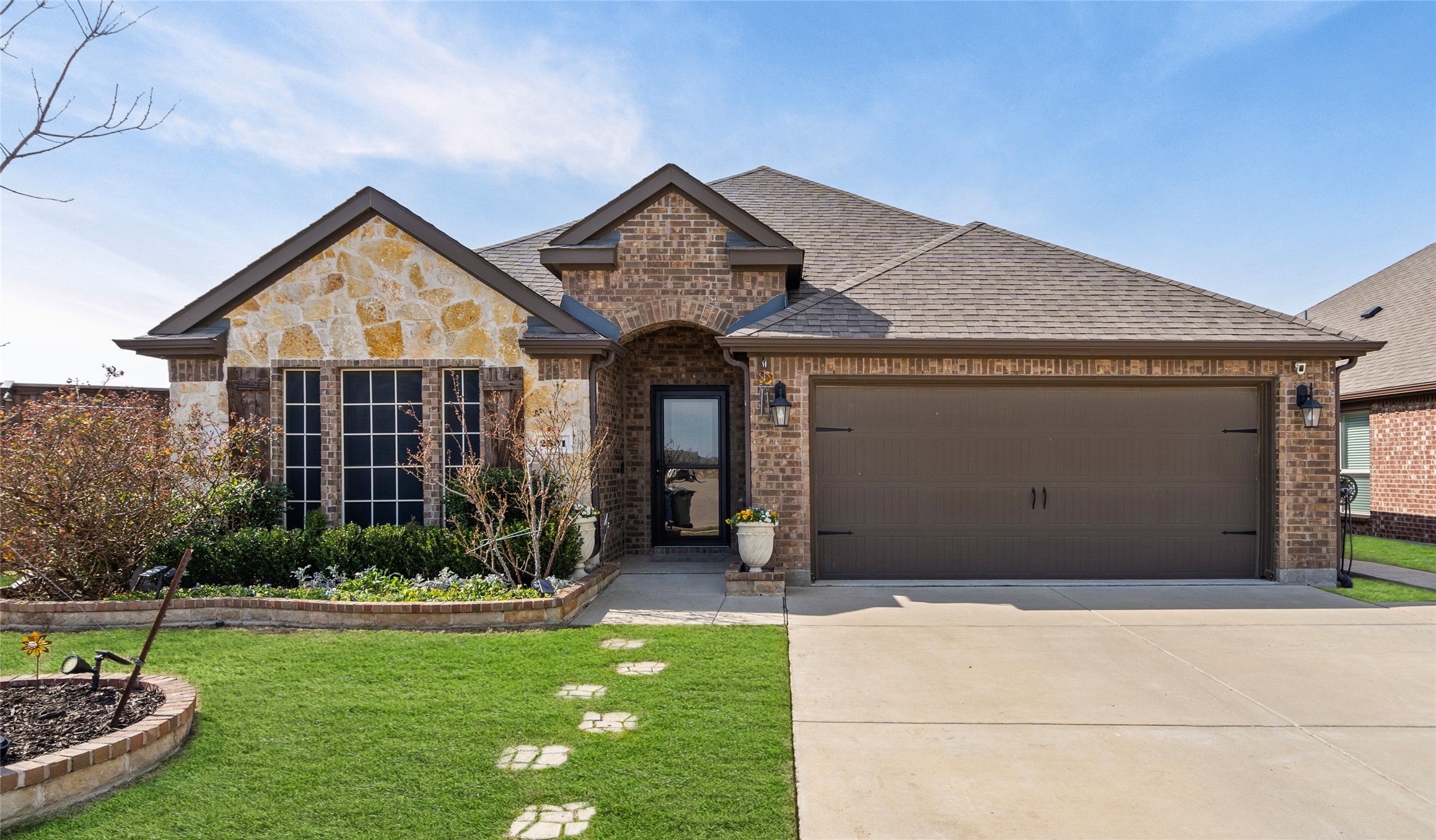 2501 Galisto Lane Aubrey TX 76227