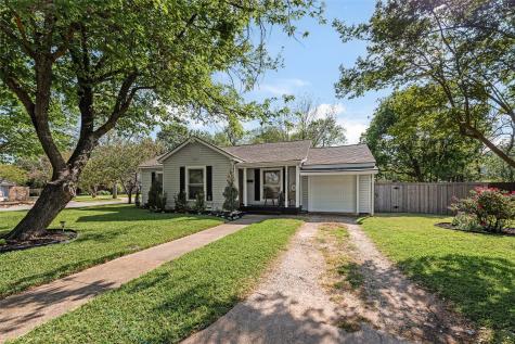 401 Elizabeth Street Terrell TX 75160