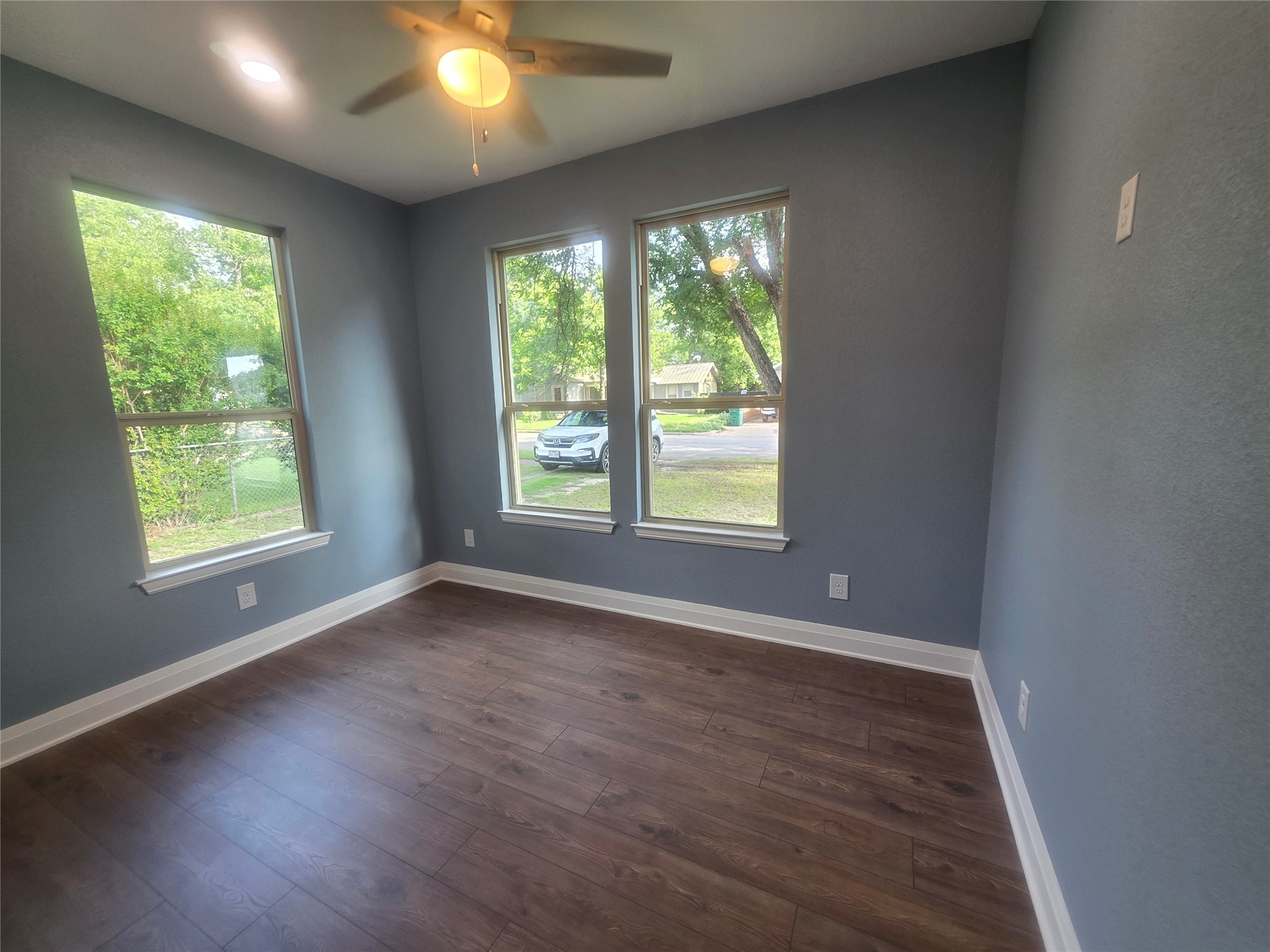 503 W Elm Street Olney TX 76374