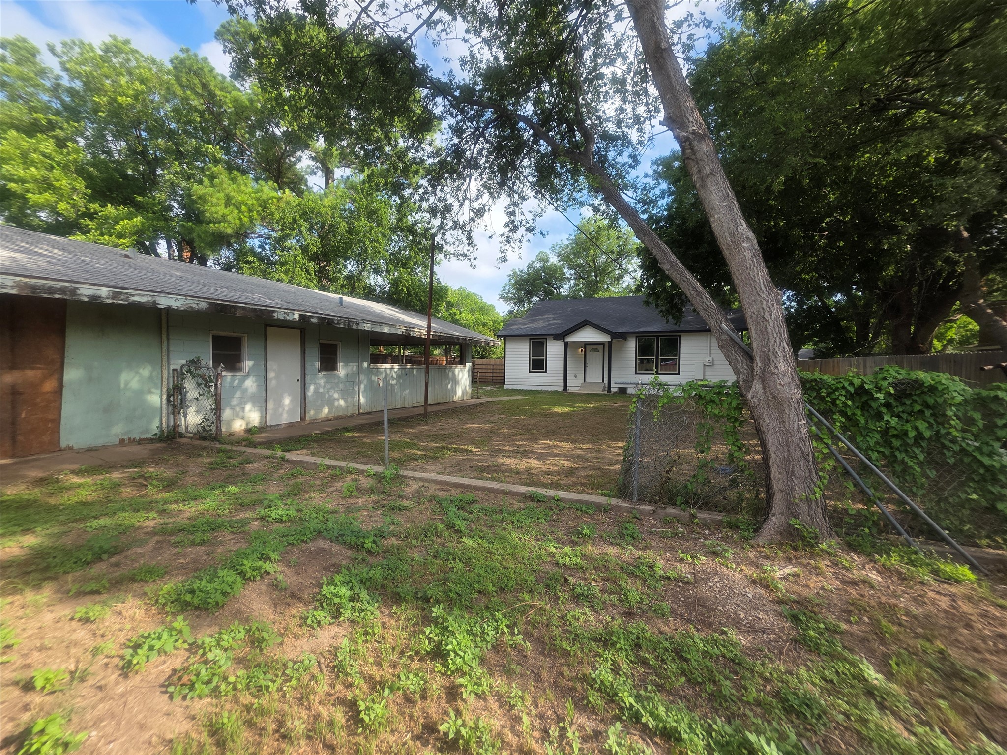 503 W Elm Street Olney TX 76374