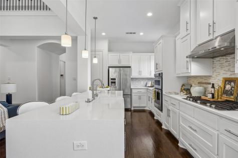 7332 Meler Lane Irving TX 75063