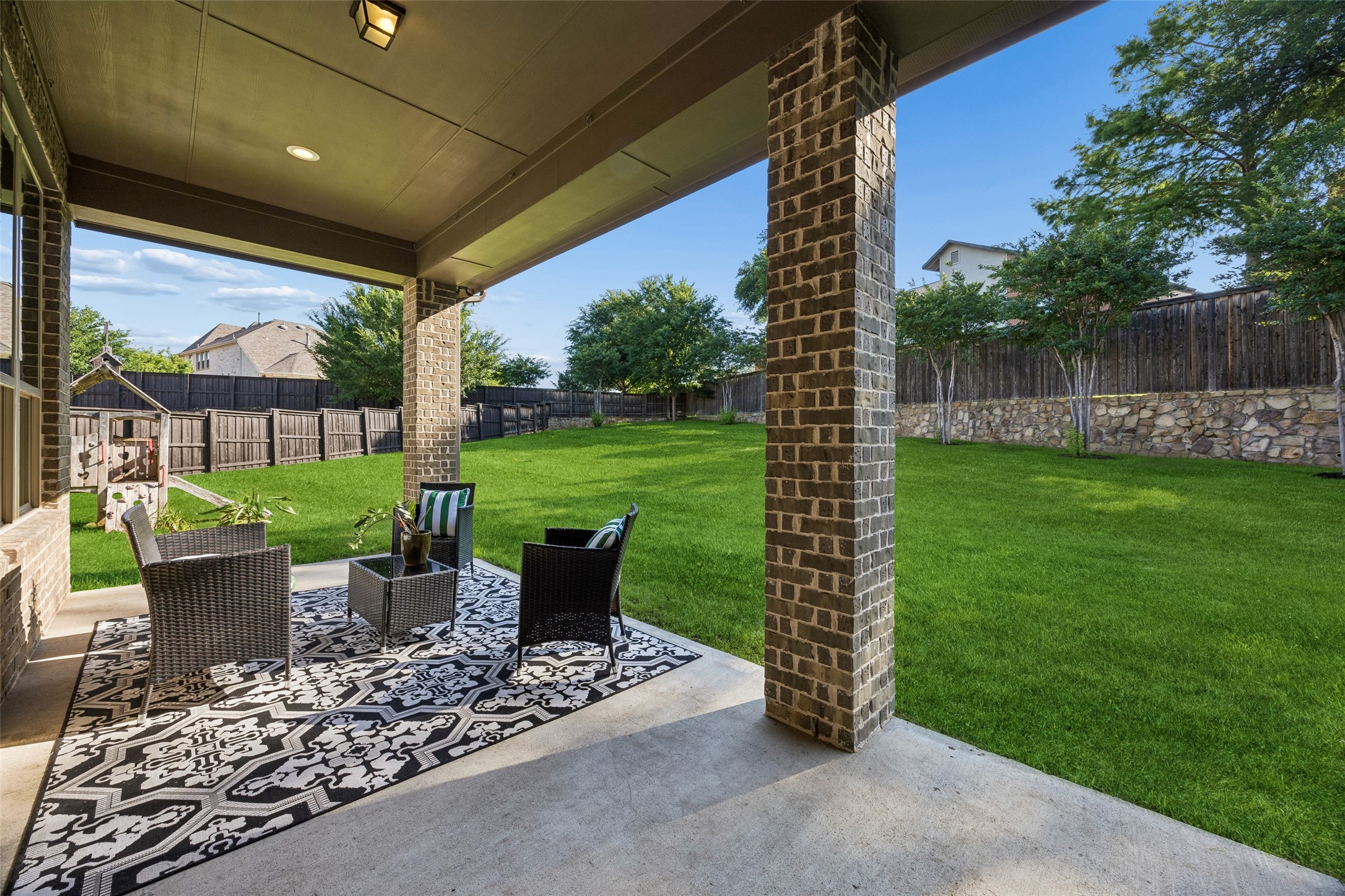7332 Meler Lane Irving TX 75063