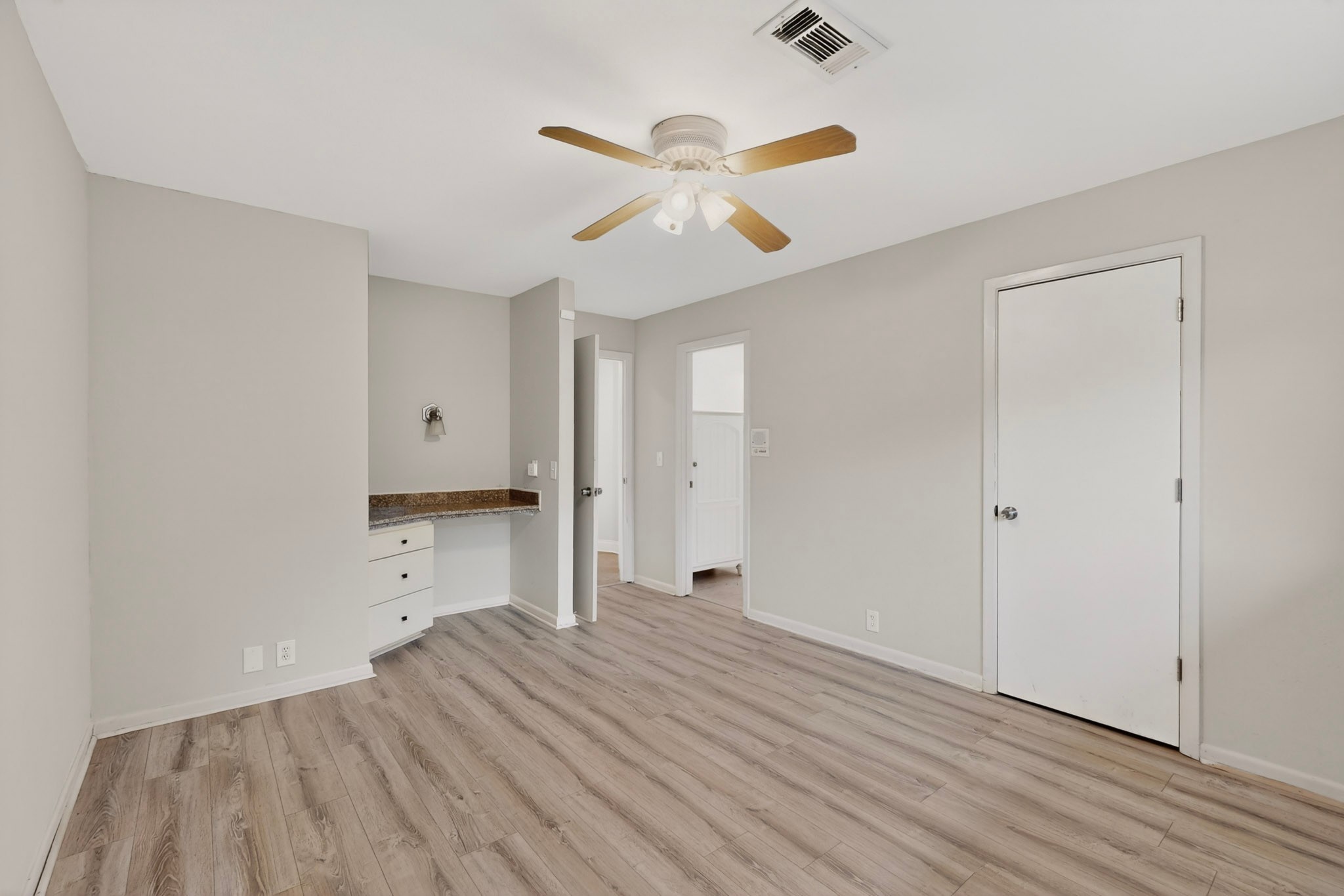 7109 Alpha Road Dallas TX 75240