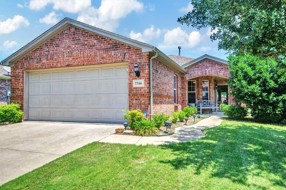 7744 Oakland Hills Lane Frisco TX 75036