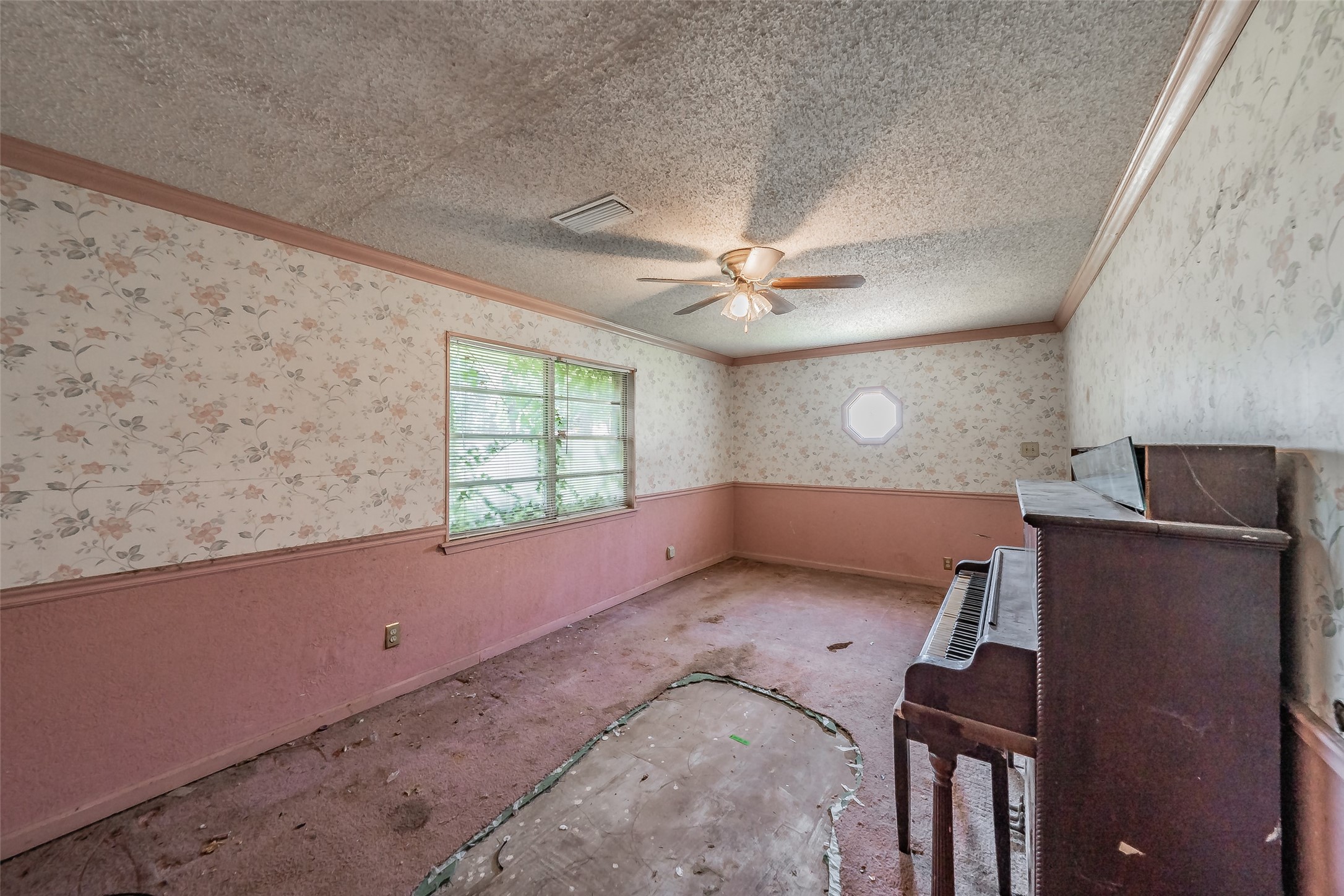202 Mathis Street Seagoville TX 75159