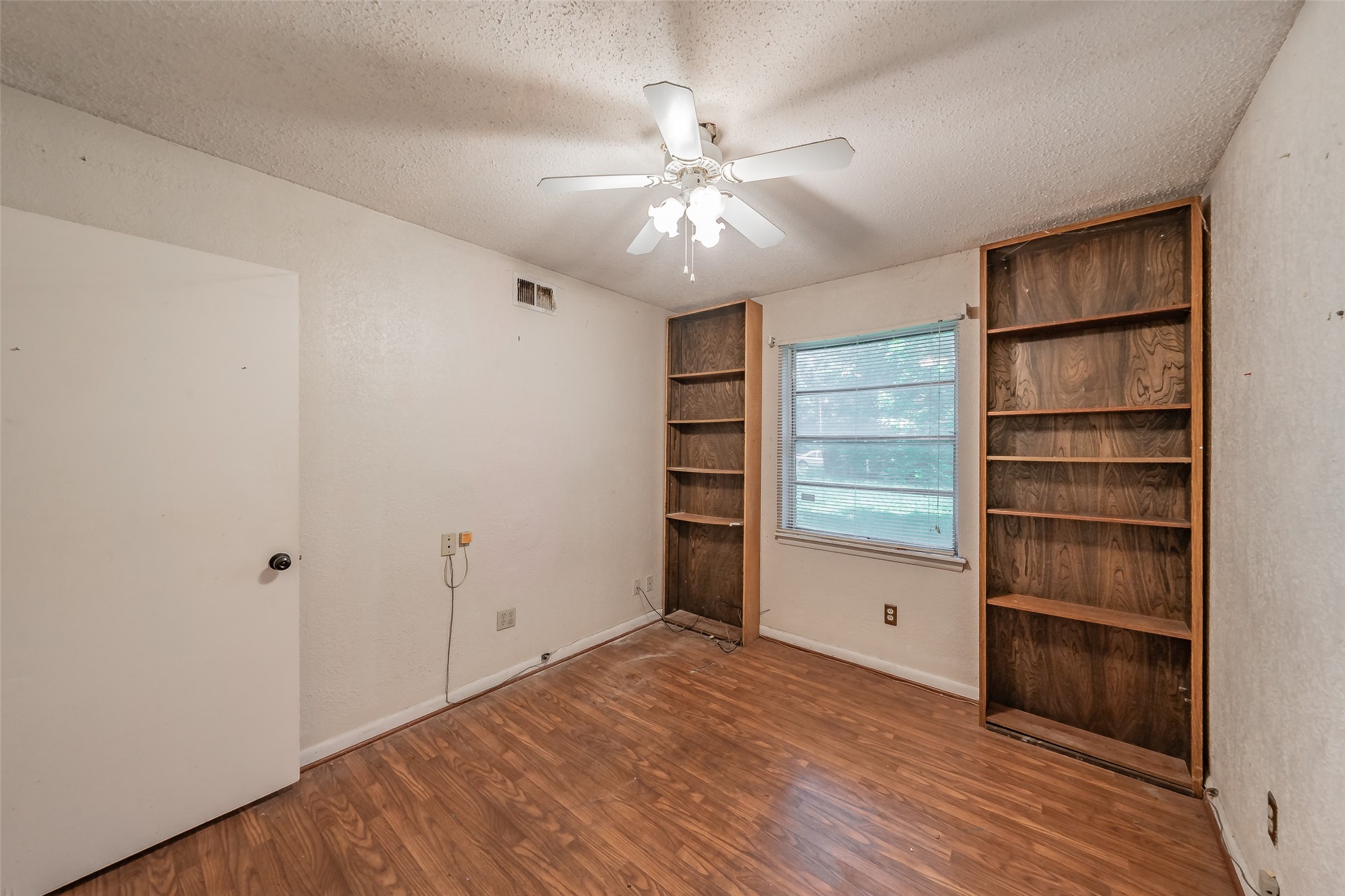 202 Mathis Street Seagoville TX 75159