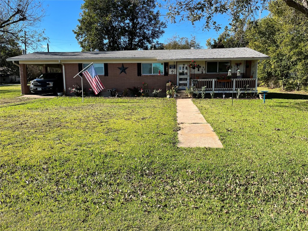 204 N 2nd Street Cranfills Gap TX 76637