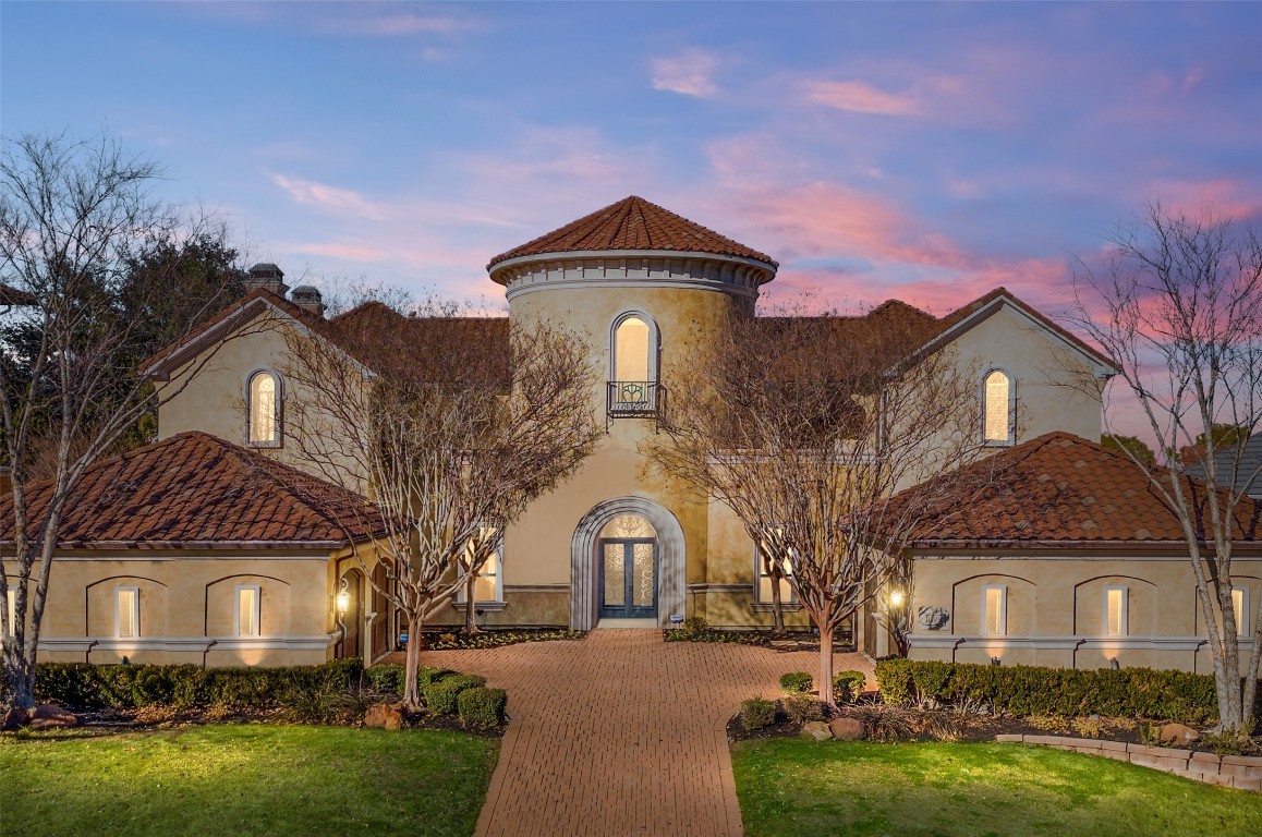 1709 Cottonwood Valley Circle S Irving TX 75038